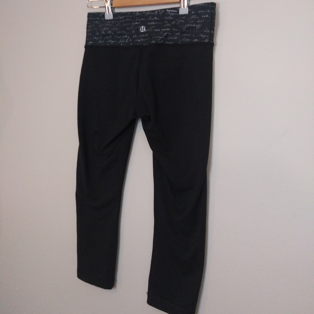 Lululemon Wunder Under Crop II Script Size 6 - Picture 6 of 11